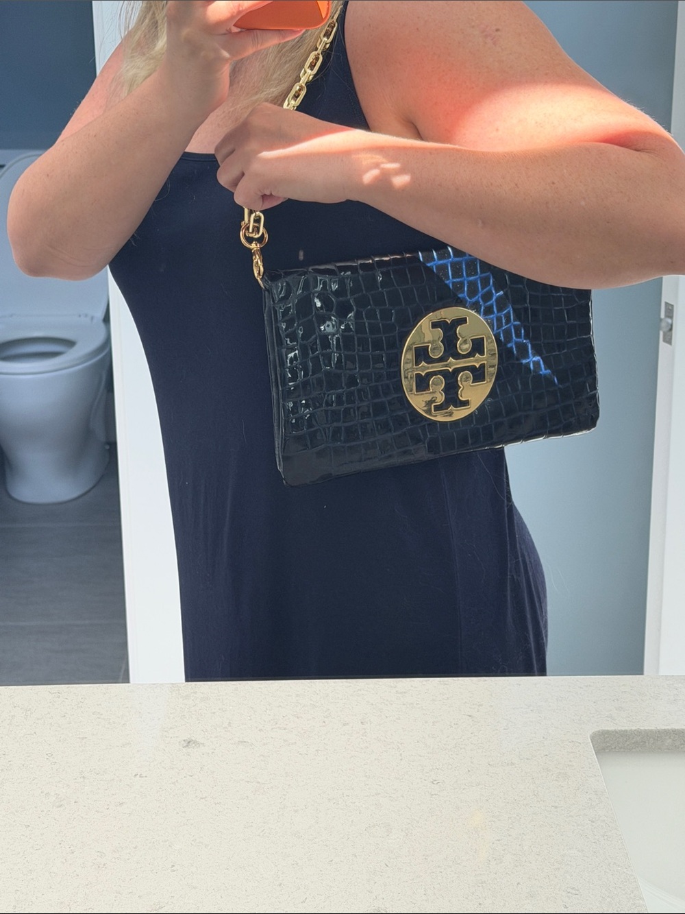 Tory Burch Navy Patent Croc-Embossed Clutch with Gold Logo - Picture 7 of 7